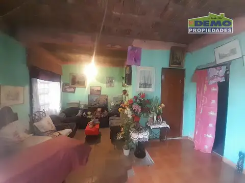 Fragata Heroina N° 812 Esq. Paso de los Patos