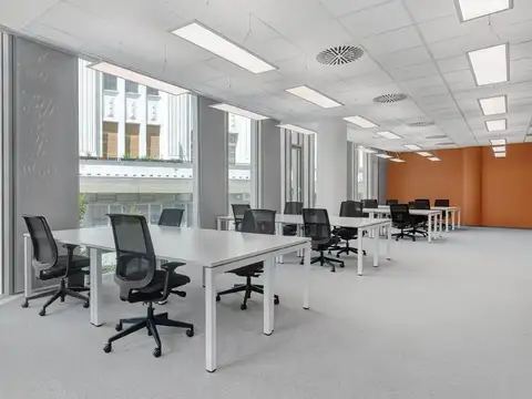 Oficina abierta lista para usar para 15 personas en Mendoza, Chacras Park