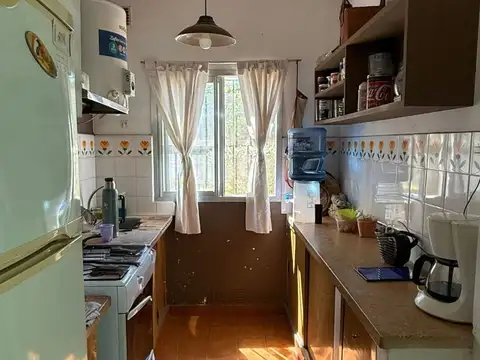Casa 3 ambientes con 2 baños