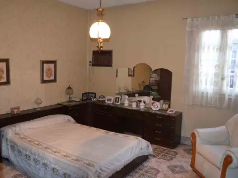 Casa en Venta en Valentin Alsina, USD 130.000