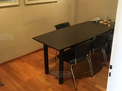 Local en Venta en Olivos, USD 160.000