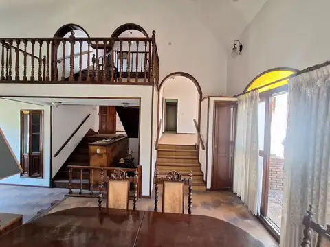 VENDE CASA CUATRO AMBIENTES RAMOS MEJIA