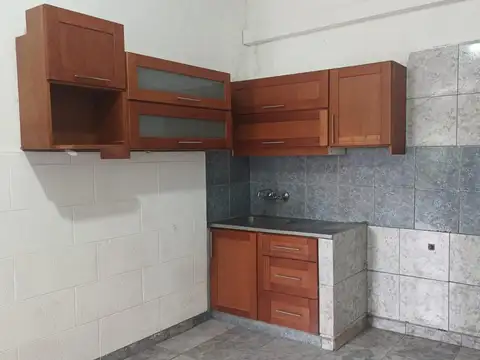 Departamento en Alquiler en Rafael Castillo, $ 350.000