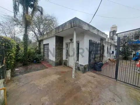 San Cayetano 1300, Piso 0