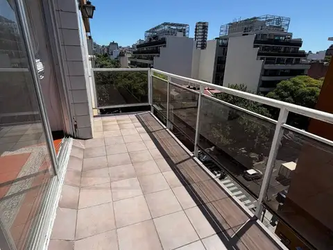 MONOAMBIENTE DIVISIBLE CON BALCON. SUPER LUMINOSO