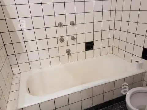 Depto Tipo Casa en Venta con 2 cocheras