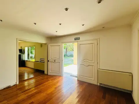 Casa 8 ambientes con 8 baños