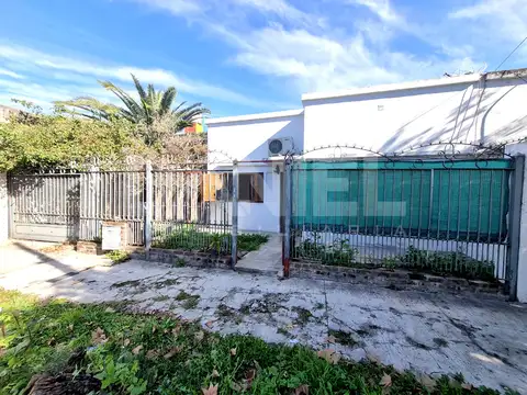 CASA AMERICANA EN LA MEJOR ZONA RESIDENCIAL DE ITUZAINGO NORTE  