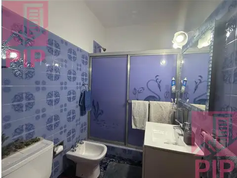 Depto Tipo Casa en Venta con 1 cocheras