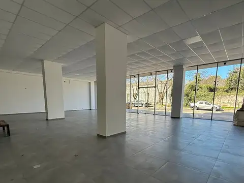 Local en Venta en General Madariaga, USD 425.000