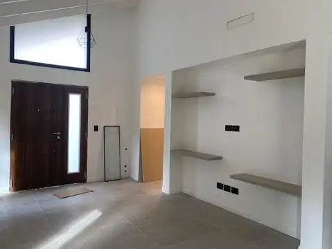 Casa 3 ambientes con 3 baños