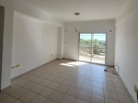 EXCELENTE DEPARTAMENTO ZONA UNNE