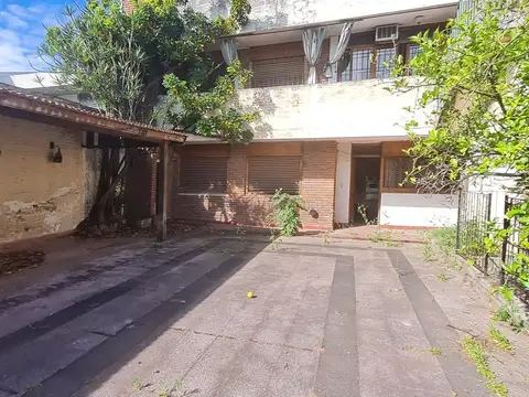 Depto Tipo Casa en Venta 40 años