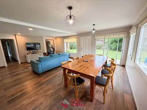 Casa en Venta en Sierra De Los Padres, USD 220.000