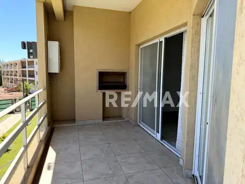 Departamento en Alquiler con 1 cocheras