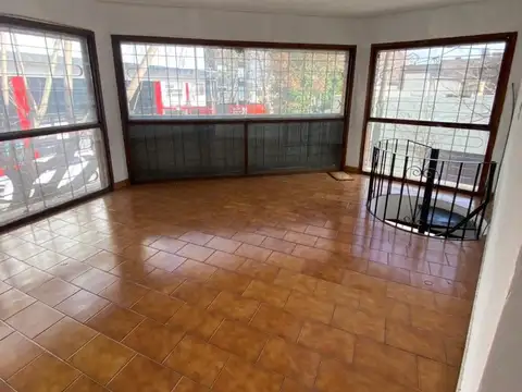 Local en Venta en Bernal, USD 43.000