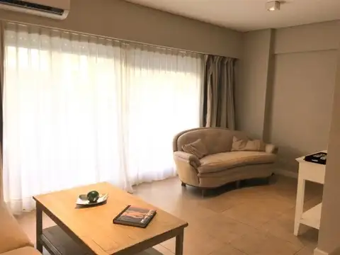 3 ambientes con dep. Blrd Cerviño,op cochera disp 1 de mayo