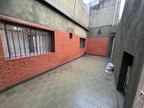 Depto Tipo Casa en Venta al Oeste