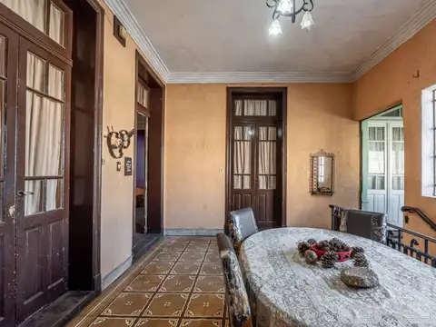 Depto Tipo Casa en Venta de 5 ambientes