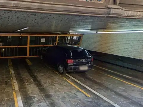 Cochera en venta - 12Mts2 - Retiro