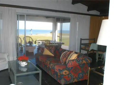 Casa en Alquiler en Pinares, USD 18.000