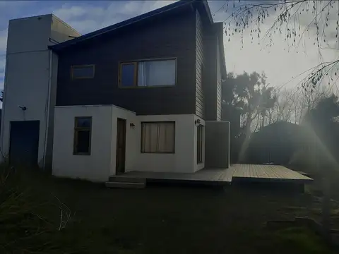 Casa en Dina Huapi con dos dormitorios Hermosa Vista a Cerros