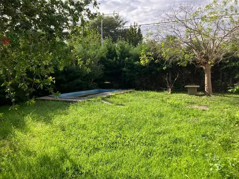 Casa 5 ambientes con 1 baño