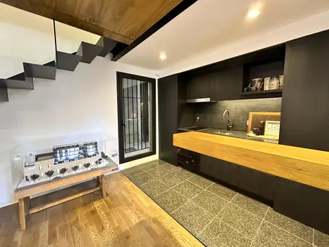 Jujuy esquina Ricchieiri