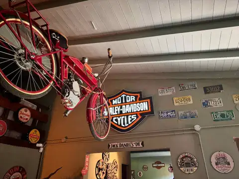 Galpon en Venta en La Lonja, USD 180.000