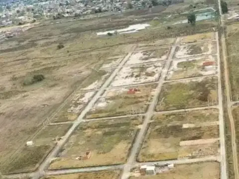 Terrenos en venta conjunta- 600mts2 - Barrio Siempre Verde, La Plata