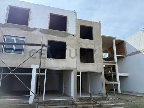 VENTA LOCAL COMERCIAL PABLO NOGUES COMPLEJO RESIDENCIAL