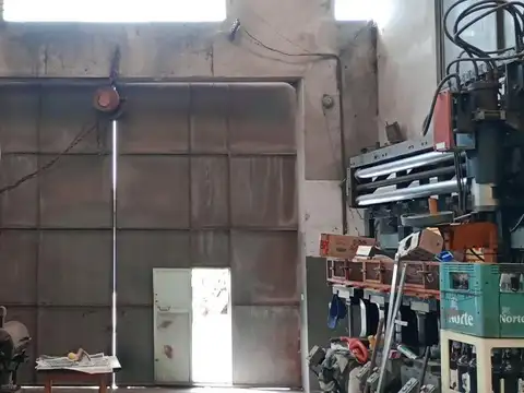 Depósito en venta - Oficinas - Baños - 1.200Mts2 - Esteban Echeverría