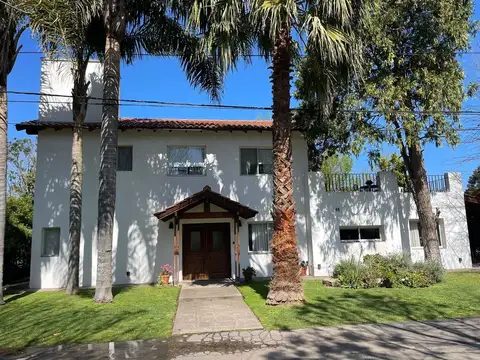 CASA 4 AMB COUNTRY CLUB PRIV LOMA VERDE APTA CRED