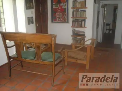 Casa en Venta con 1 cochera