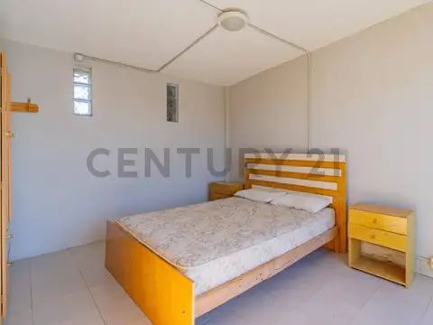 Casa en Venta con 10 cocheras