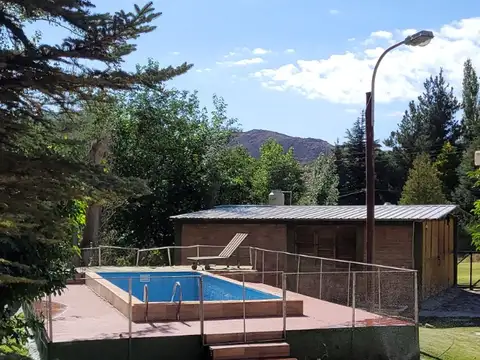 Casa en Venta con 4 cocheras