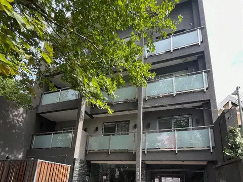 J Larrea 600, Piso 3