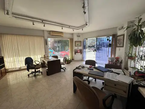 Local en Venta 30 años