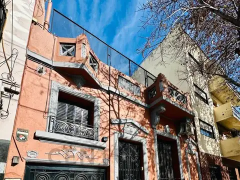 VENTA CASA 6 AMBIENTES PATIO Y TERRAZA BOEDO