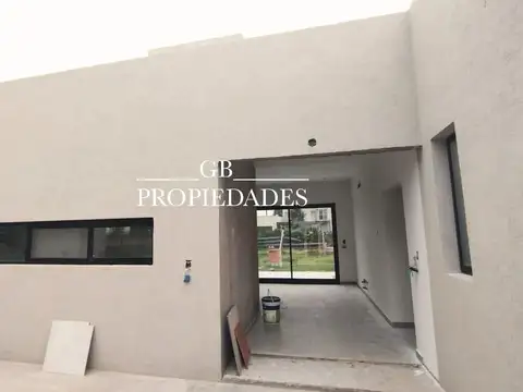 Venta de Casa 4 AMBIENTES en San Sebastián , Área 1, ESCOBAR