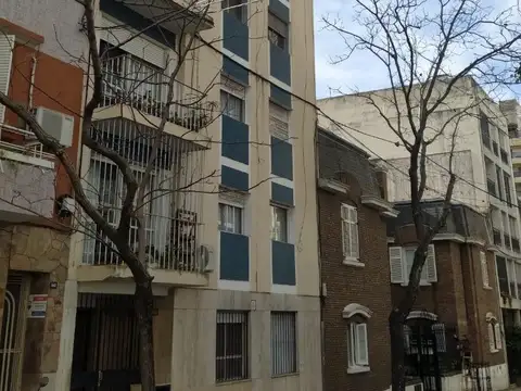 Departamento en VENTA 2 dormitorios-Tucumán 1060 02-02