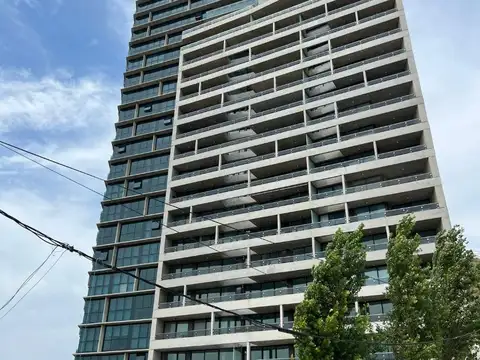 Con 2 baños, amenities y vista al río  