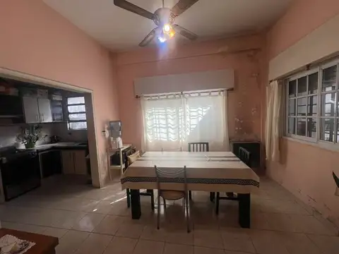 Depto Tipo Casa en Venta con 1 cocheras
