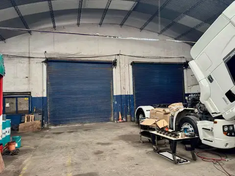 Galpon en Venta 42  mts Fondo