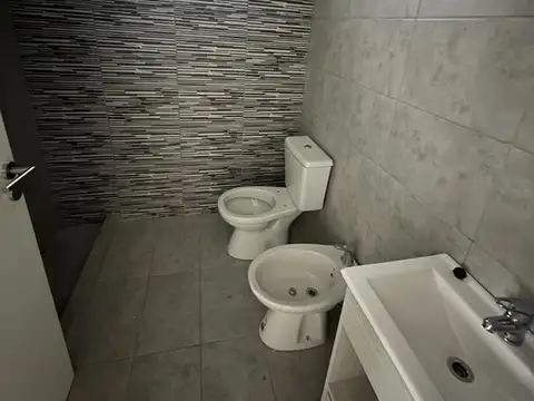 Semipiso de 2 ambientes estrenar  en 8vo piso