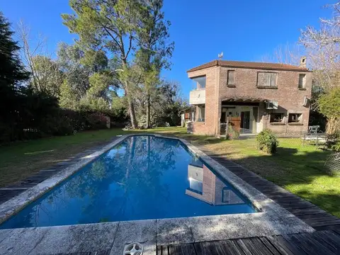 CASA 5 AMB VENTA CLUB PRIVADO LOMA VERDE
