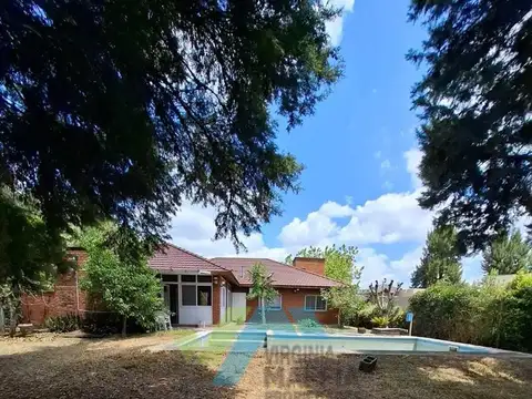 Casa Chalet  en Venta en La Otilia, Pilar, G.B.A. Zona Norte