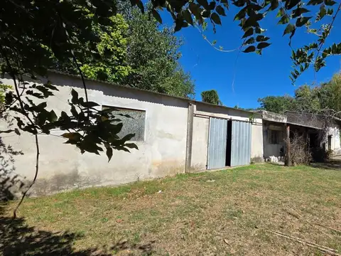 Casa Local Galpón a refaccionar VENTA Luján, Bs As