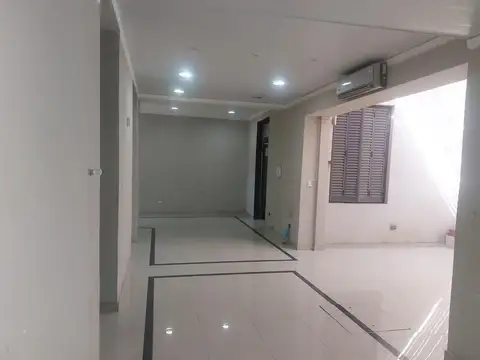 Casa en Alquiler en Moron Sur, $ 1.600.000