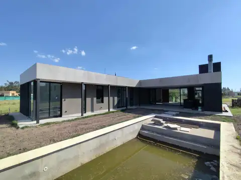 Casa en Venta en San Lucas, USD 320.000